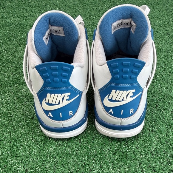 Air Jordan 4 Retro Military Blue Men’s size 9.5. Good condition, No Box - Picture 3 of 8